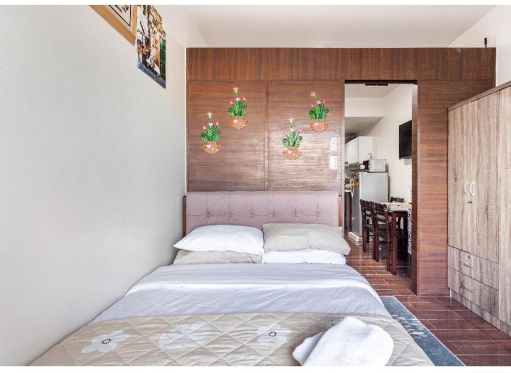 Marivic's Place At Air Residences Makati Apartment Manila